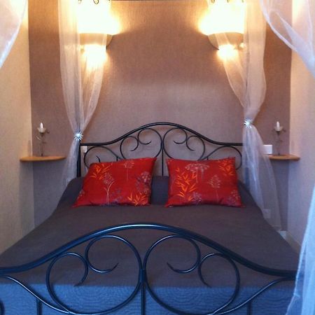 Chambre D'Hotes La Cavaille Bed and Breakfast Veyrines-de-Vergt Εξωτερικό φωτογραφία